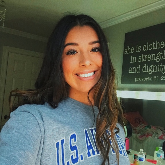 leahmosqueda